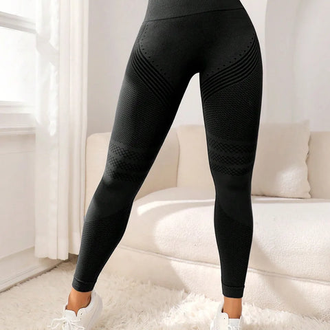Sports Pants With Sexy Lines